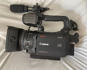 Canon XA 70small